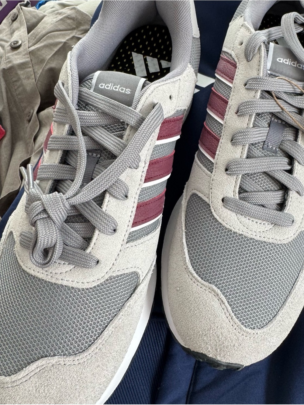 adidas Men's Gray Sneakers with Maroon Stripes